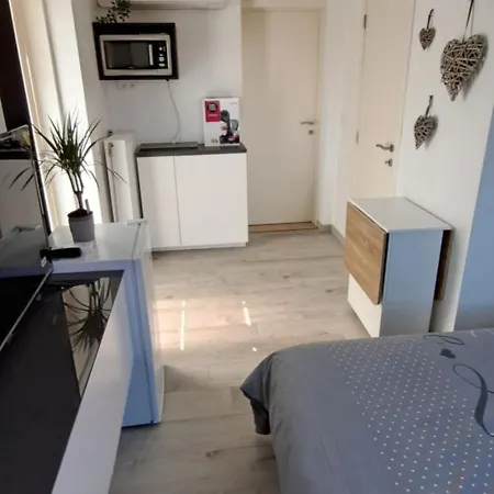Au Coin Du Herisson Guest house *